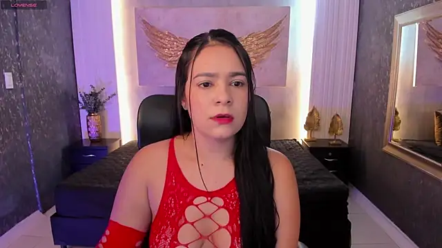 Emily-brown  online show from April 1, 11:22 am