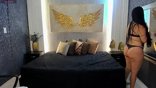 Emily-brown  online show from April 2, 11:30 am