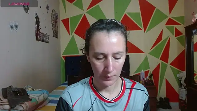 Snapshot of Mariam_wish chatting on April 18, 12:42 pm Mariam wish online show from April 18, 12:42 pm