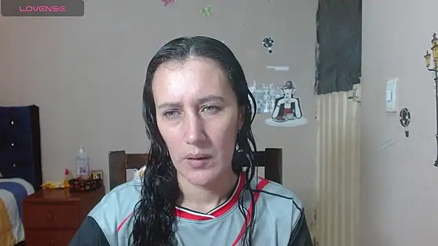 Snapshot of Mariam_wish chatting on May 4, 6:37 pm Mariam wish online show from May 4, 6:37 pm