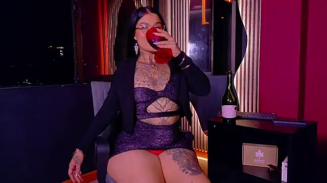 madyson fox online show from April 12, 4:28 am