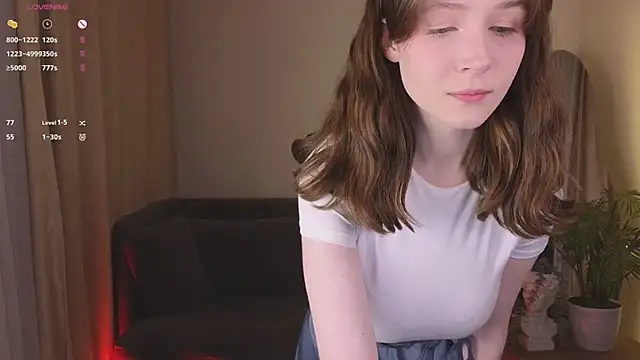 MsKionny online show from April 8, 8:53 pm