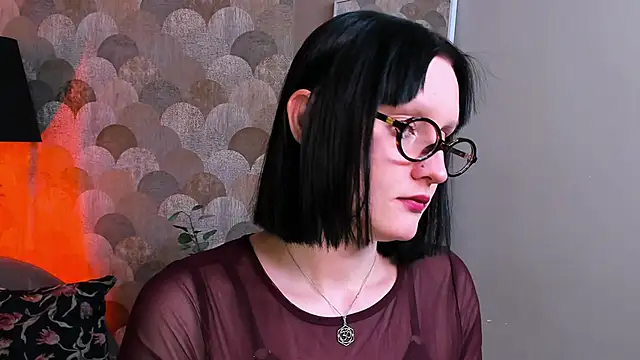 Velvet Lily online show from April 21, 8:44 pm