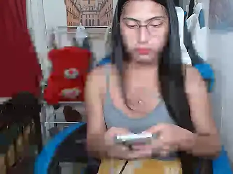 Steffiy online show from April 12, 7:19 pm