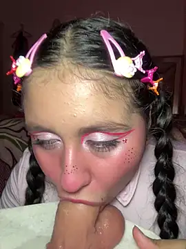 Maggie 69 online show from April 16, 12:44 am