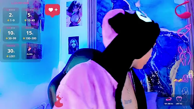 blonde queen- online show from April 16, 7:36 pm