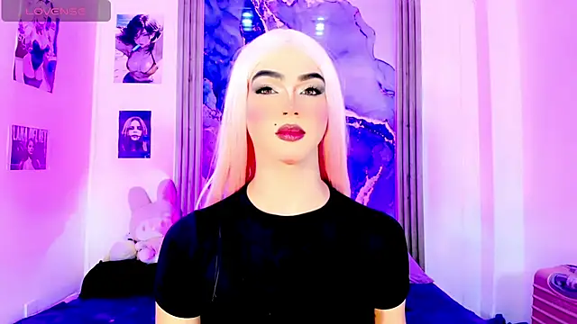 blonde queen- online show from June 2, 7:27 pm