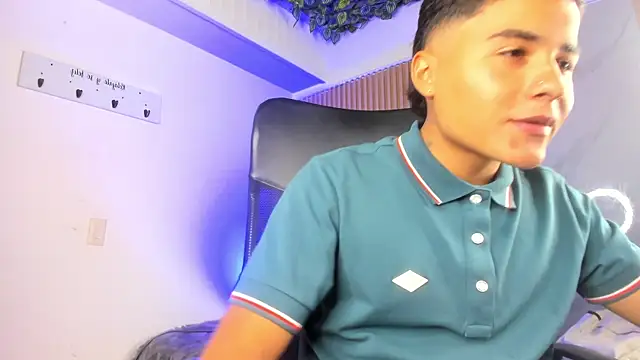 Liam Dustin online show from April 11, 9:08 pm