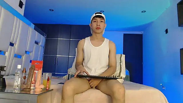 Sam  kat online show from April 11, 10:03 pm