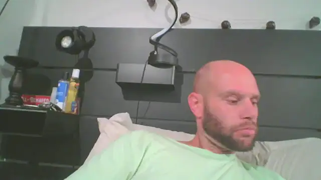 CaptCraker online show from April 8, 9:09 am