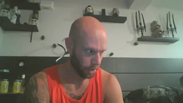 CaptCraker online show from April 10, 6:29 am