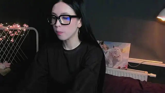 Snapshot of lizaa_breeze chatting on April 18, 5:28 pm lizaa breeze online show from April 18, 5:28 pm