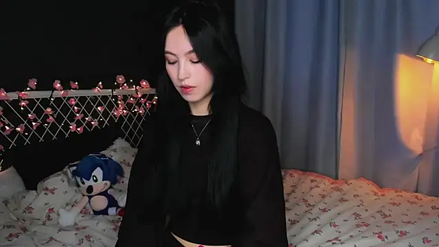 Snapshot of lizaa_breeze chatting on May 17, 4:36 pm lizaa breeze online show from May 17, 4:36 pm