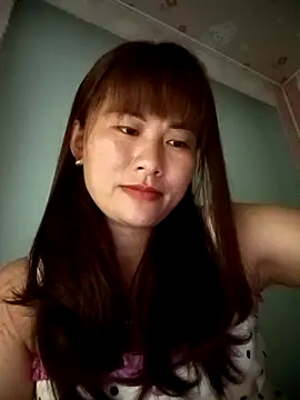 Lucxy-ki6 online show from May 29, 11:58 pm