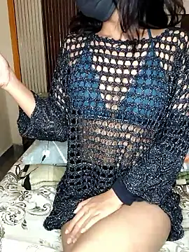 18riyaa online show from April 5, 1:36 am