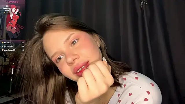 SarahHunnye online show from March 25, 11:22 pm