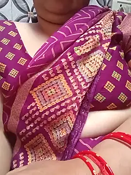 Gujju bhabhi69 online show from April 2, 7:17 am