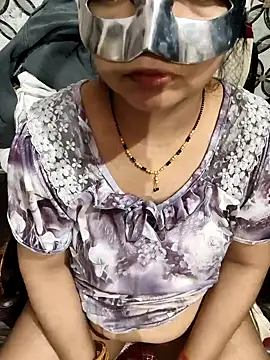 Gujju bhabhi69 online show from April 12, 12:04 am