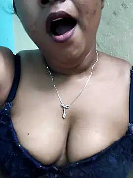 hotmiki online show from June 28, 5:41 pm