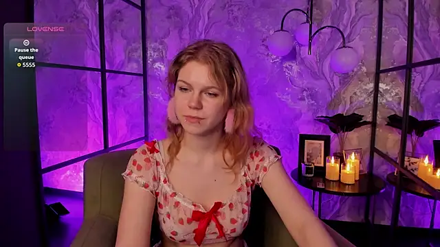 ElizabethVane online show from April 4, 10:46 am