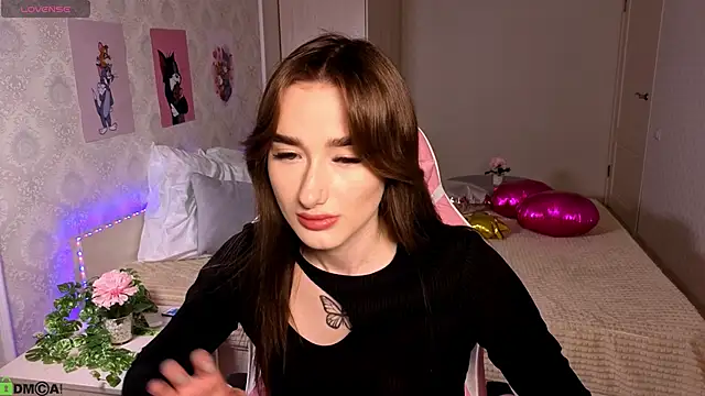 Lady Sunrise12 online show from April 6, 1:03 am