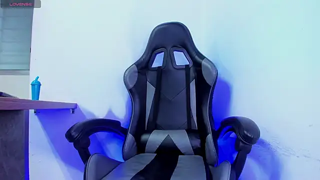 Bennet-Grayy online show from March 29, 7:41 am