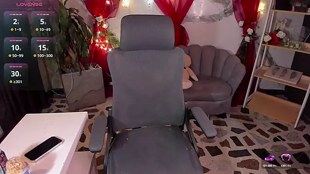 AlaskaFlowerss1  online show from April 11, 5:56 am