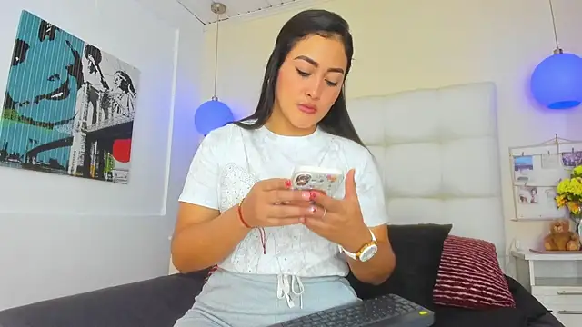 Tatiana24  online show from April 10, 9:30 pm