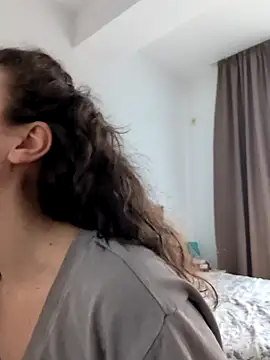 IreneBlue  online show from April 4, 7:06 am