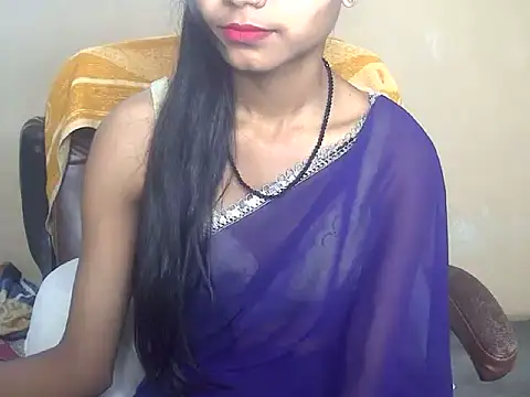 QueenOfDesire01 online show from April 8, 5:35 pm