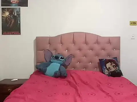 sakuraluna  online show from March 26, 12:28 am