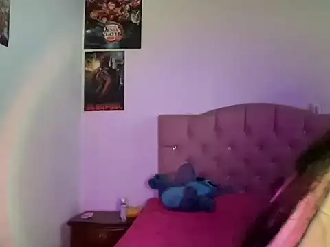 sakuraluna  online show from March 31, 12:01 am