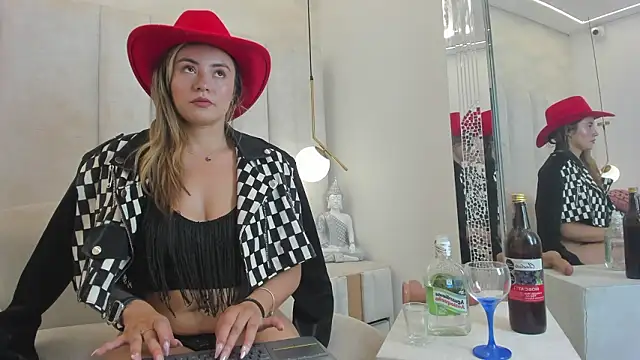 princes roose online show from March 28, 9:14 pm