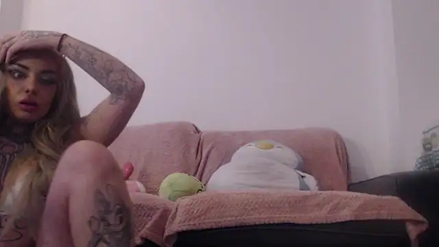 jenypr1ncess online show from March 23, 4:44 pm