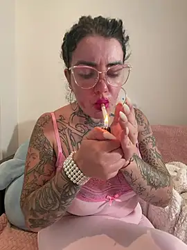 jenypr1ncess online show from April 16, 11:55 am