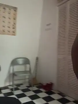 TSROYALE7527 online show from April 1, 5:43 pm