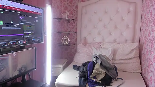 Mini Rouse online show from March 29, 12:10 am