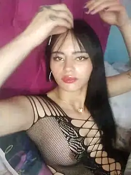 deisypinzongaleano online show from April 6, 5:30 am