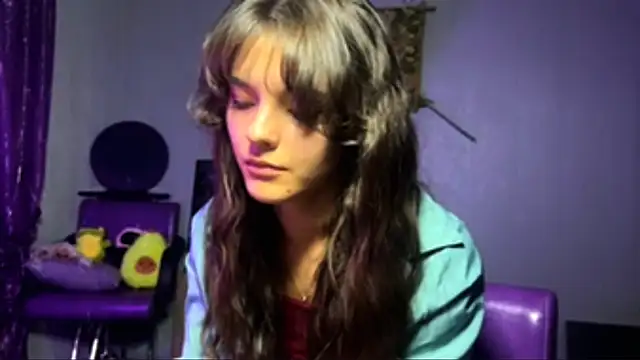 CareyDevan online show from April 9, 1:27 pm