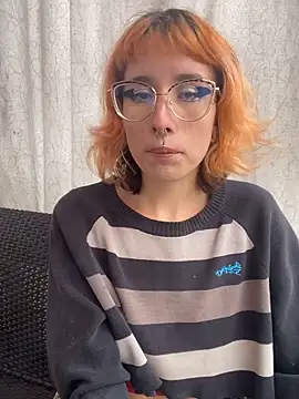 Alice Hecatee online show from March 18, 2:31 pm