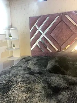 Alice Hecatee online show from April 15, 5:31 pm