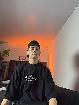 SebastianReed  online show from April 16, 4:02 am