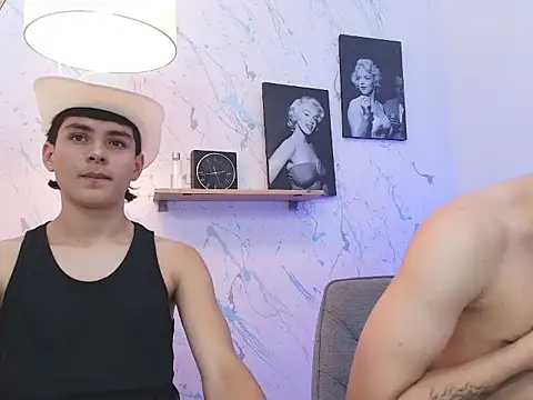 Andrew restrepoo online show from April 9, 2:22 am