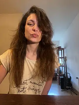 conejita000 online show from April 5, 9:12 pm