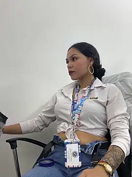 daniela-sexy online show from April 4, 1:30 pm