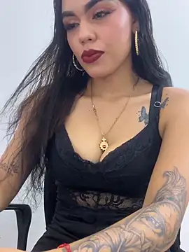 daniela-sexy online show from April 11, 8:24 pm