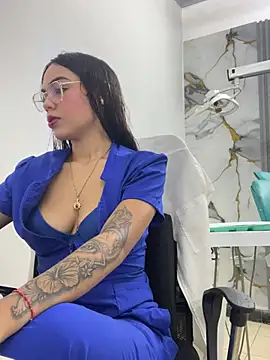 daniela-sexy online show from April 16, 1:34 pm