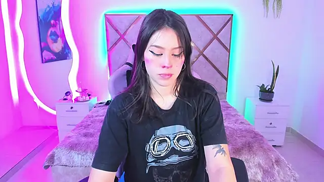 nenaarisk online show from March 23, 1:26 pm