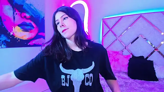 nenaarisk online show from March 24, 2:33 pm