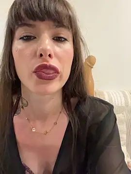 xsugarbabe online show from April 11, 5:39 pm